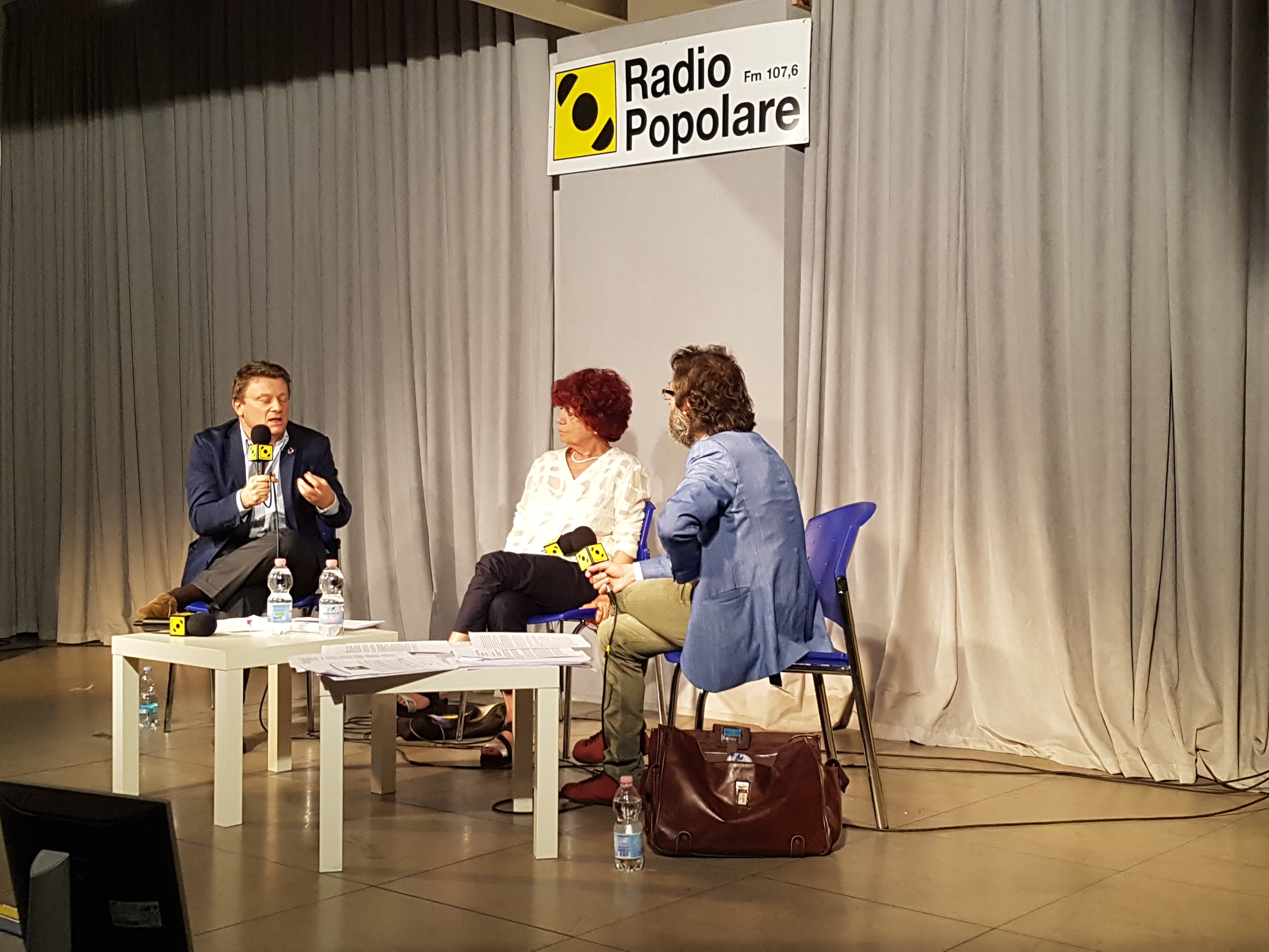Dietro la lavagna live. A due anni dalla legge della “buona scuola ” diamo i voti alla riforma. Alex Corlazzoli dialoga con la Ministra dell’Istruzione Valeria Fedeli e Andrea Gavosto Direttore della Fondazione Gianni Agnelli.