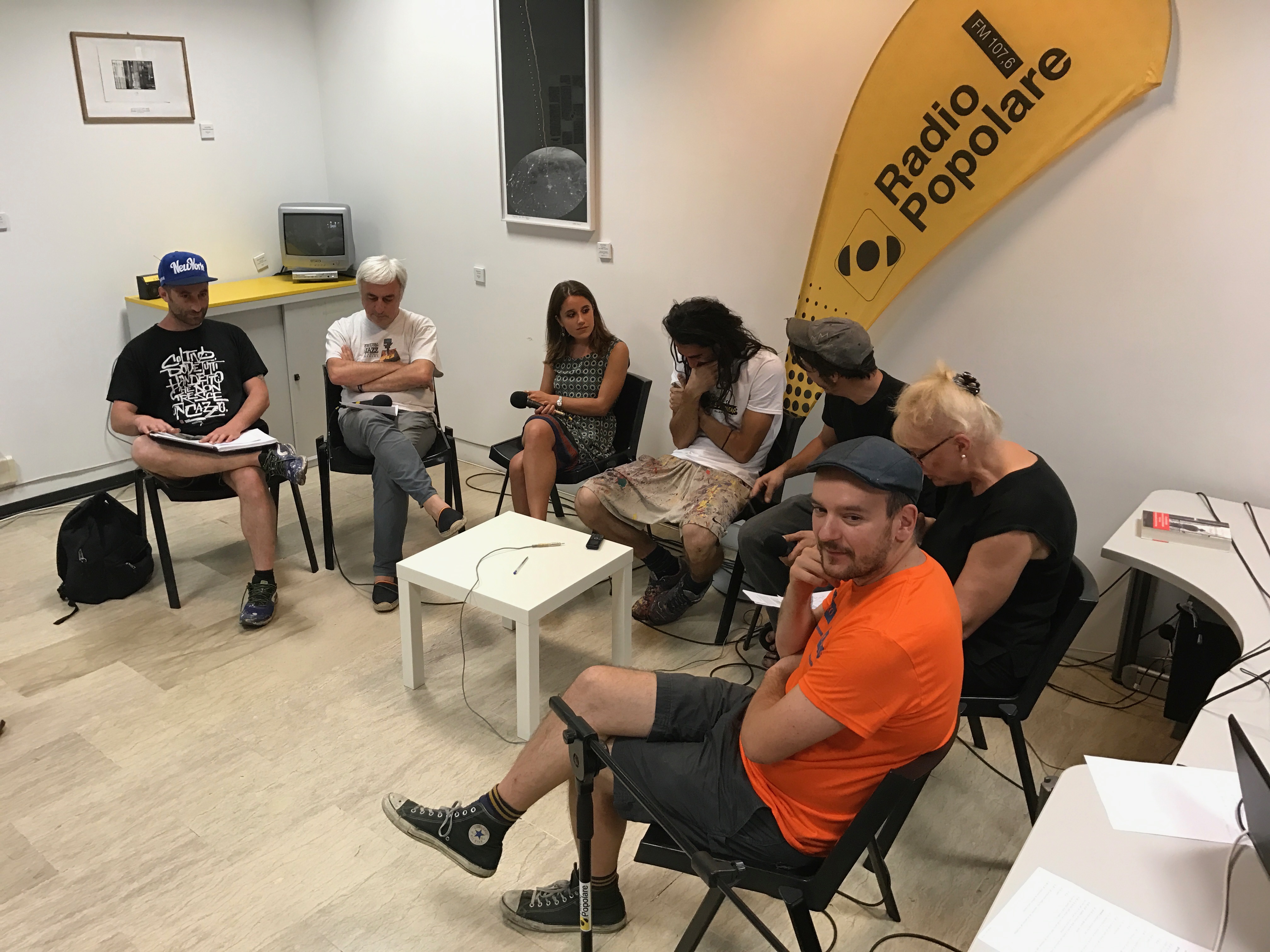 Tavoli tematici sull’arte urbana. Focus su senso e repressione con Flavio Caroli critico d’arte, Domenico Melillo avvocato e writer, Angela Ferravante avvocato, Marco Teatro e Kiev writers e artisti, Pao e Ivan artista urbano e poeta, Martin volkswriter. Introducono Claudio Agostoni e Tiziana Ricci.