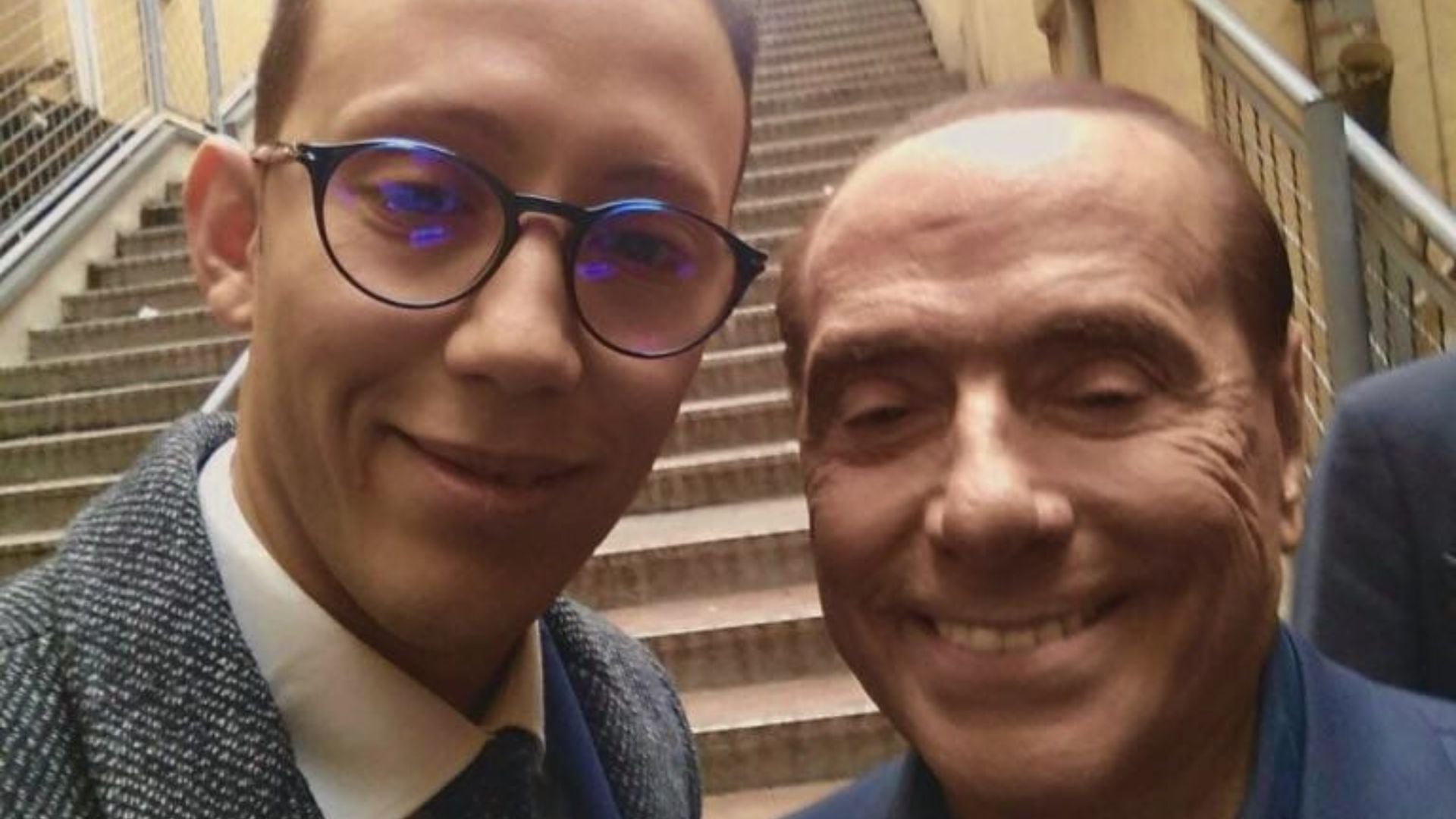 Amir Atrous con Silvio Berlusconi nel 2018