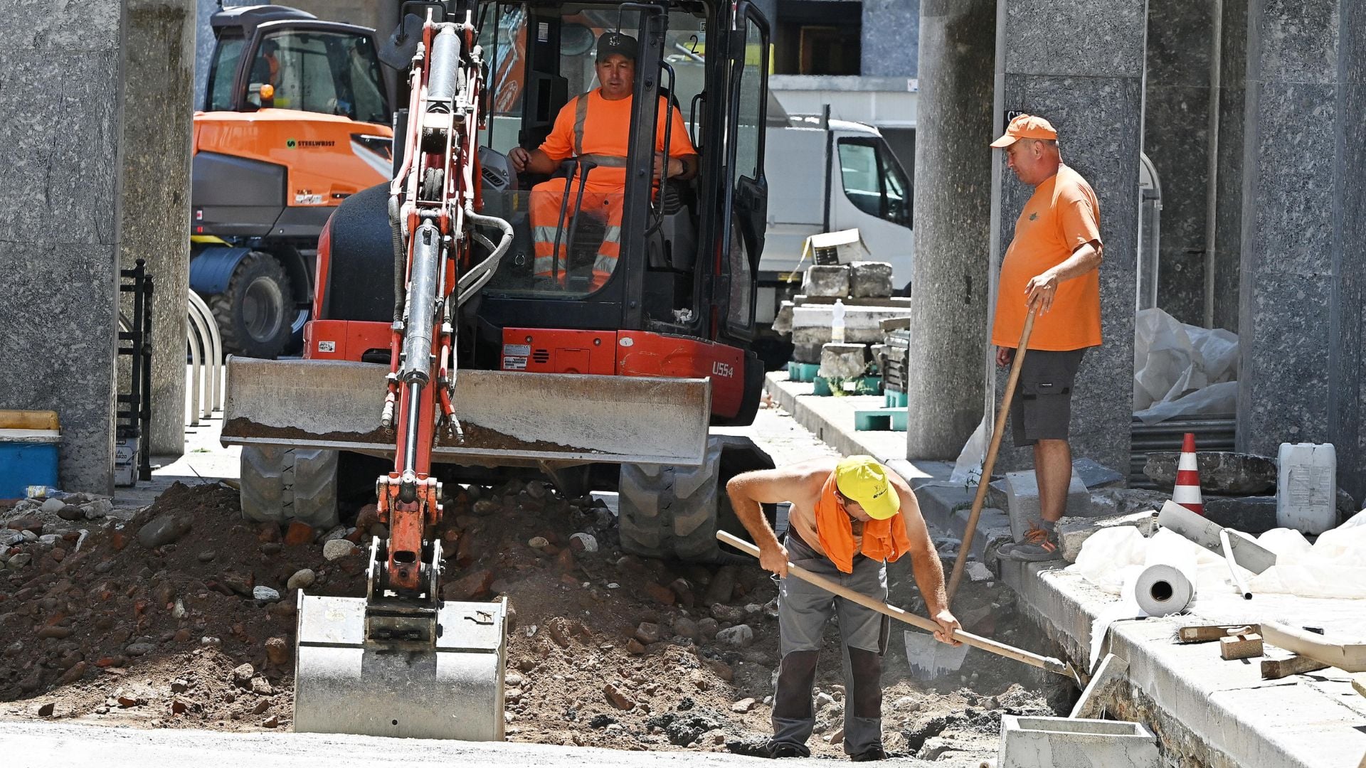 Caldo estremo, al lavoro aumentano i rischi ma l'Italia è impreparata