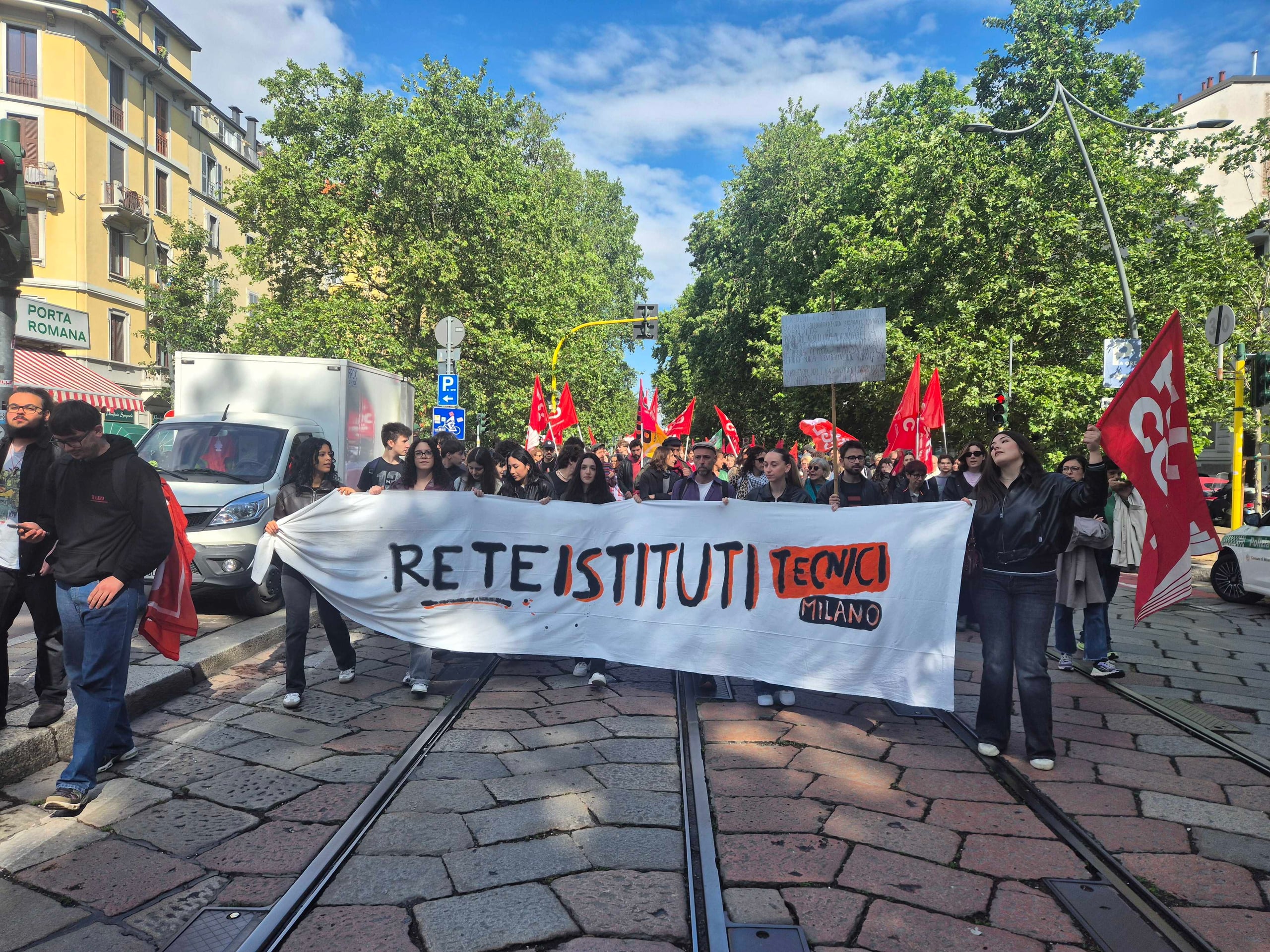 Manifestazione contro la riforma degli istituti tecnici del ministro Valditara (Milano)
