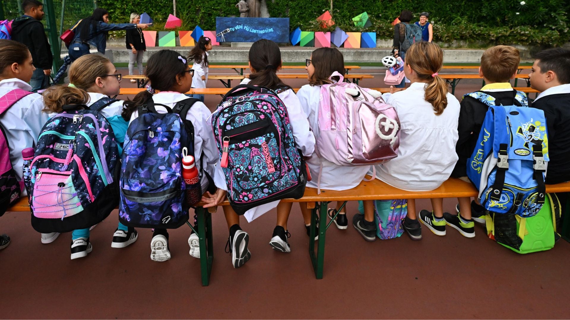bambini a scuola