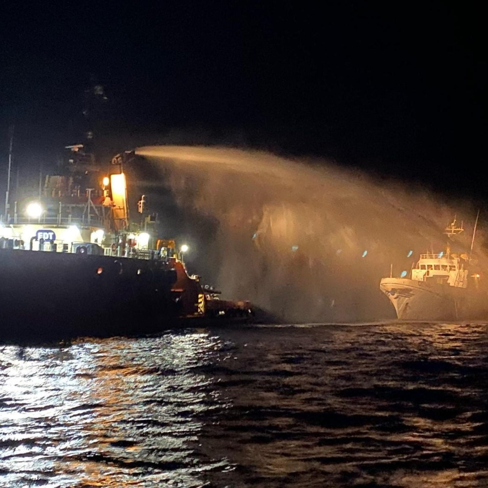 La nave solidale colpita da droni prima della partenza per Gaza