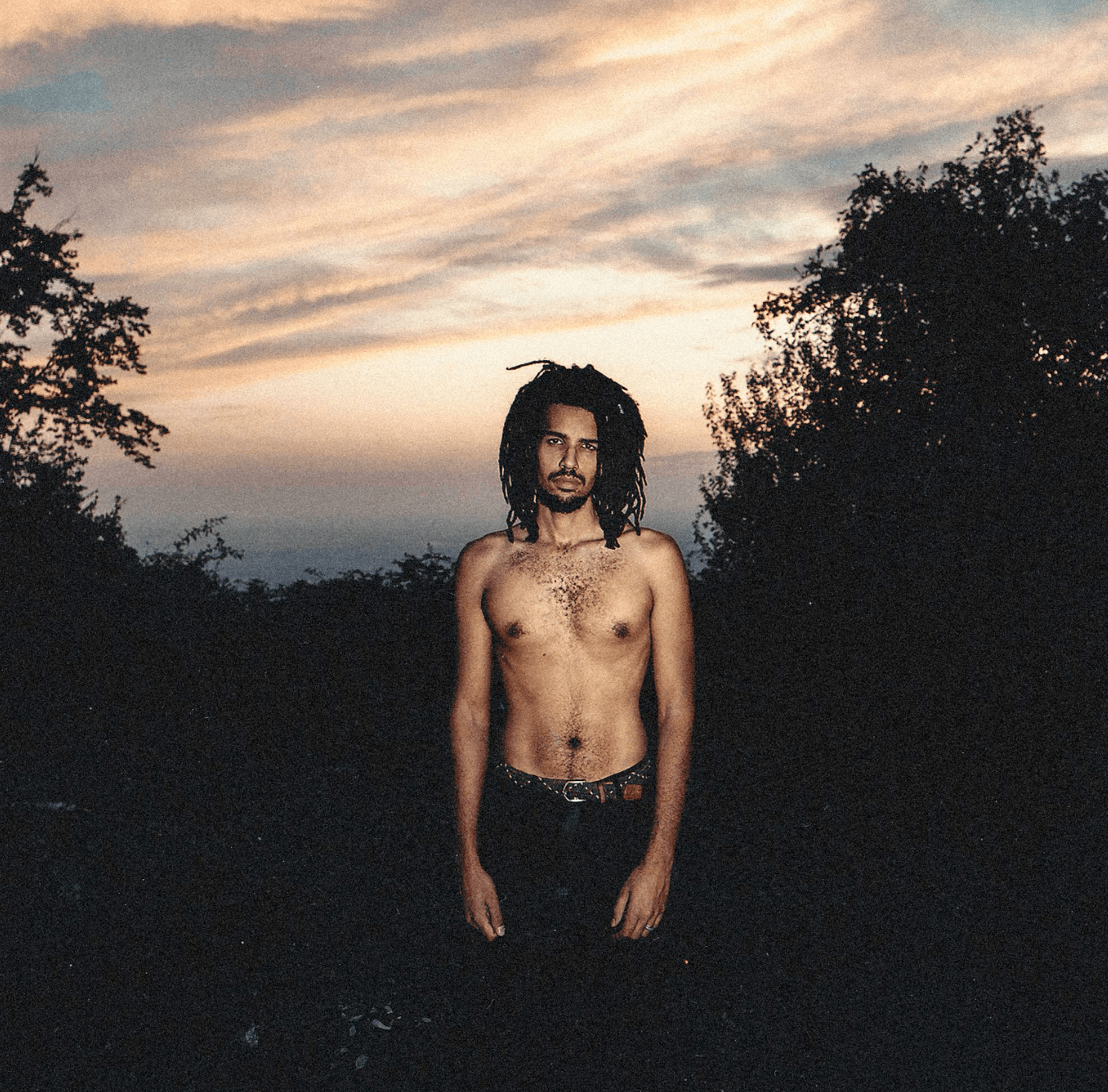 Fratellanza e spiritualità, dall’Italia alla Nigeria: Wayloz racconta "We All Suffer"