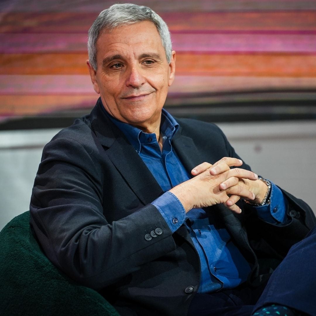 Il nuovo libro di Maurizio De Giovanni si addentra nella notte della Repubblica