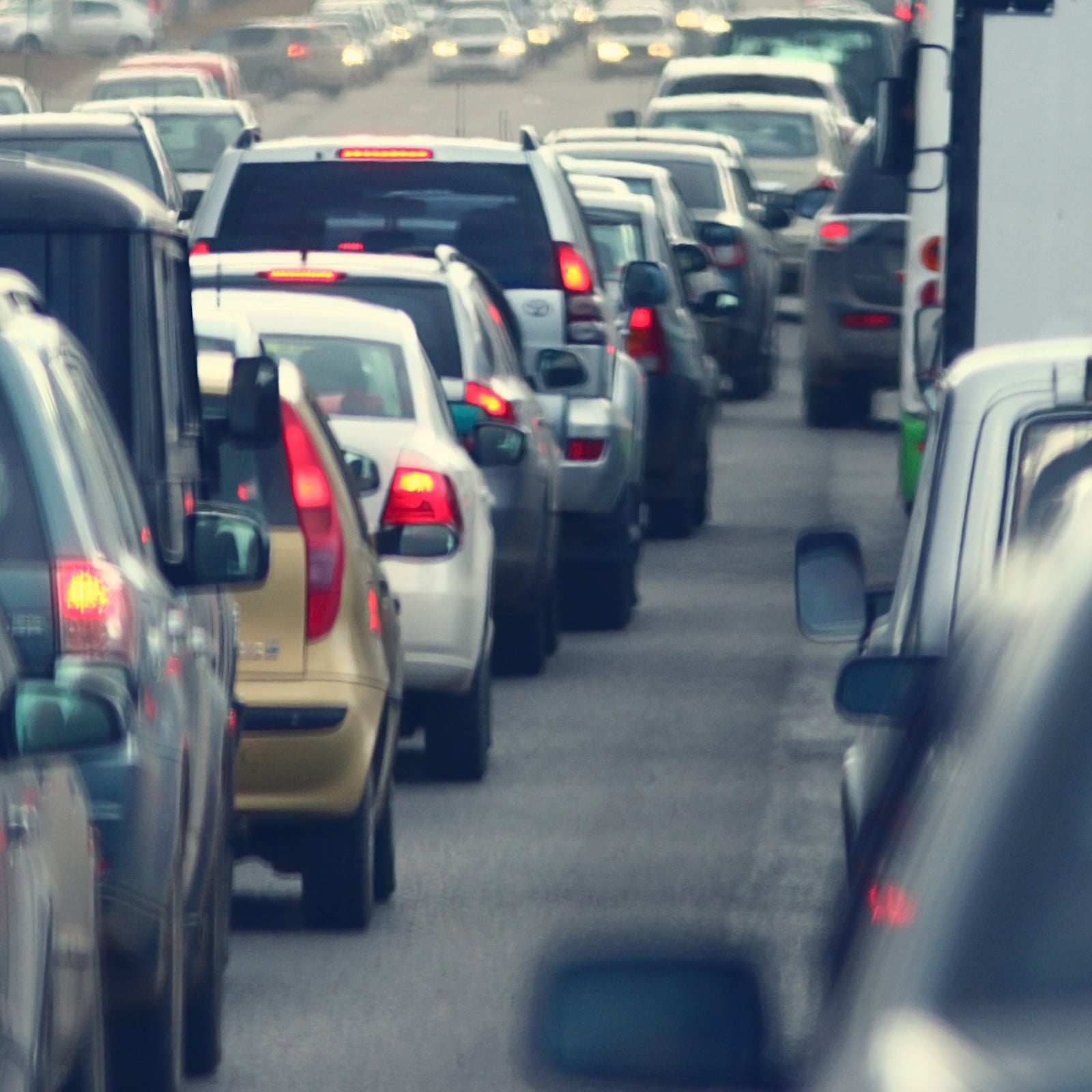 Diesel Euro 5, il blitz della lega contro il blocco che sarebbe scattato a fine anno: rimandato al 2026, riguarderà solo le grandi città