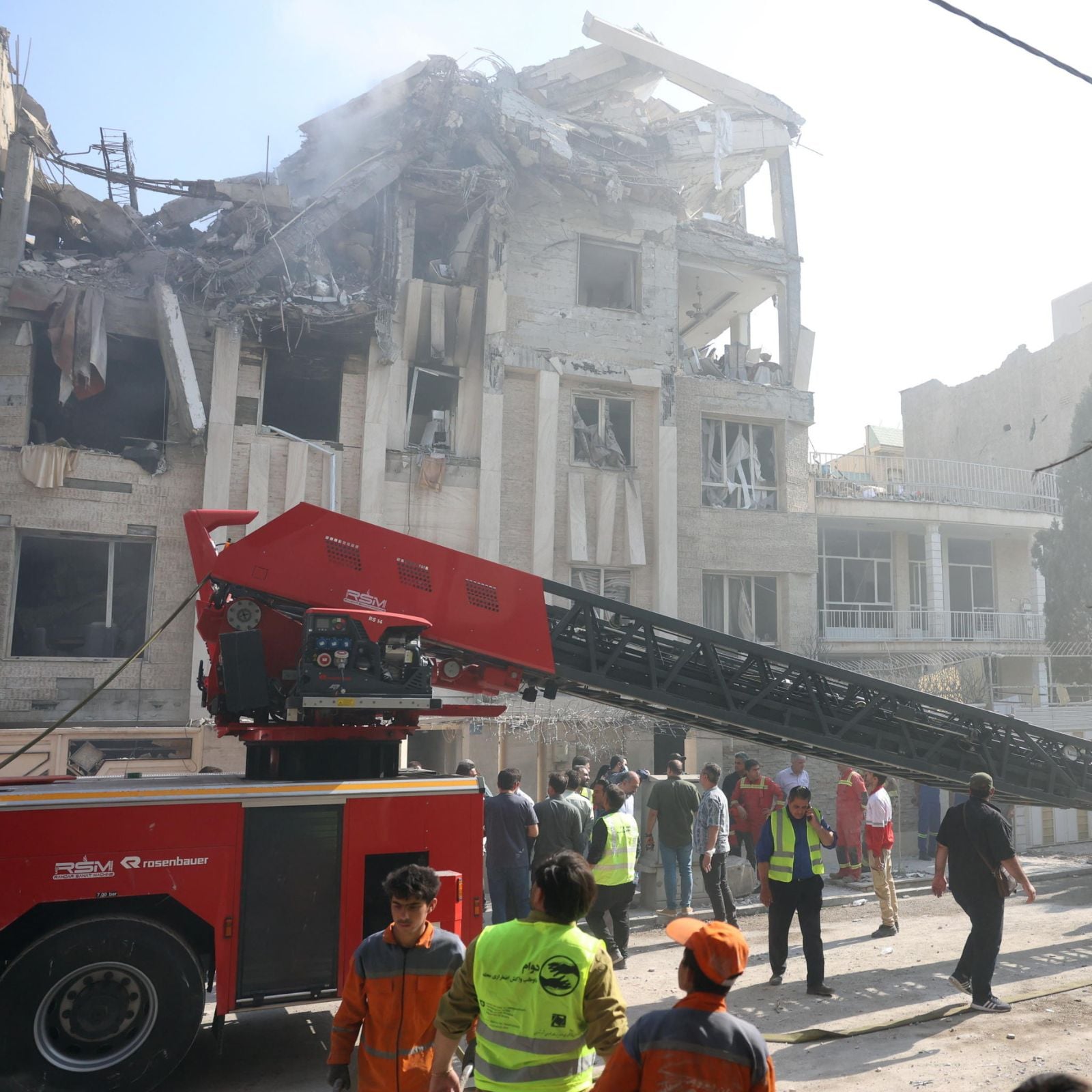 Israele ha attaccato l'Iran: analisi, scenari e commenti