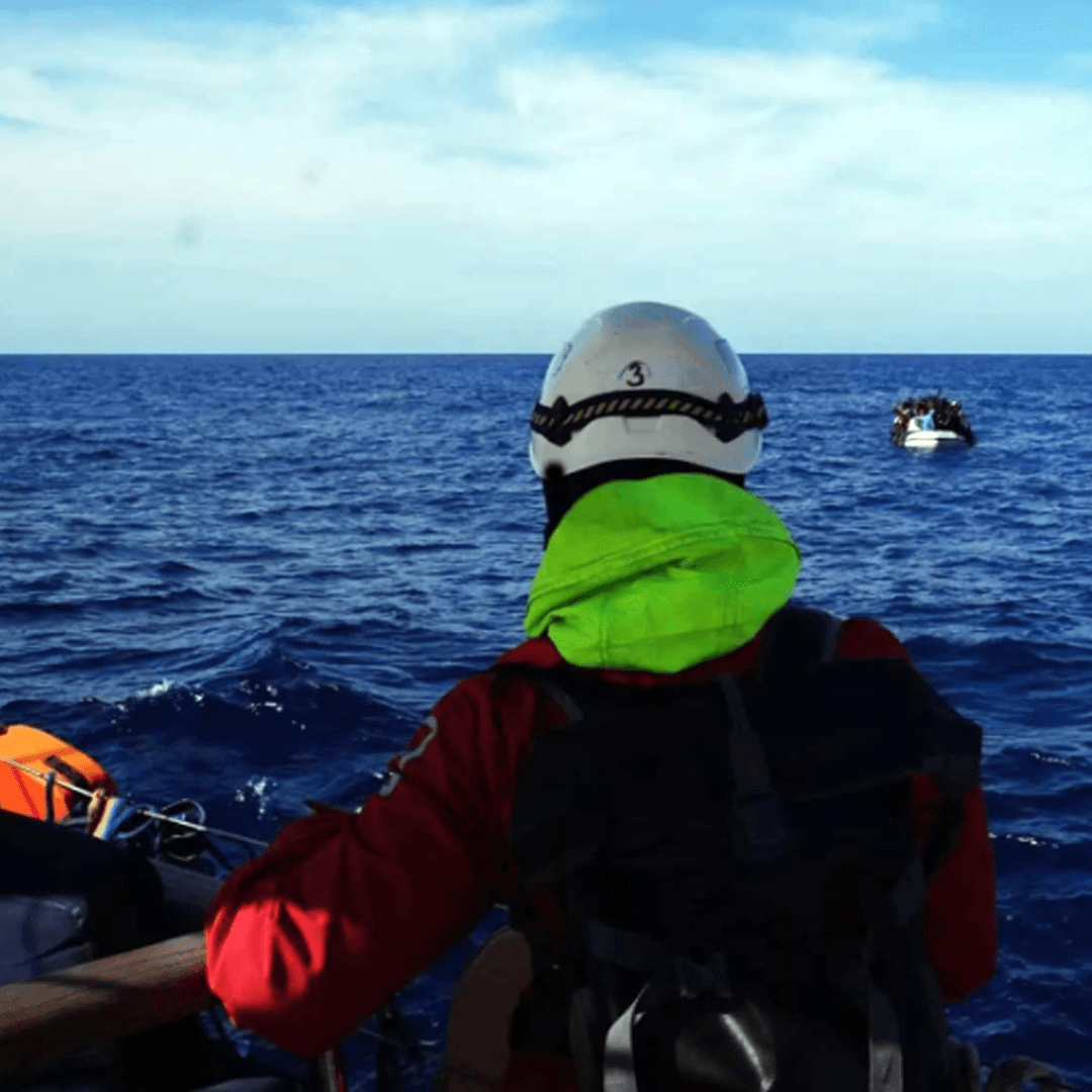 Lampedusa, due naufragi, recuperati i corpi di 26 persone. “Sono morti annunciate” denunciano le Ong