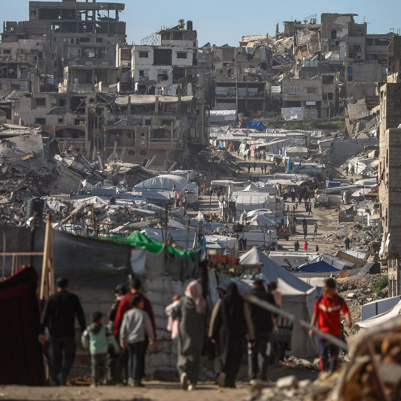 Famiglia palestinese in fuga da Gaza: tutto pronto per accoglierli a Como, manca via libera da ministero e consolato