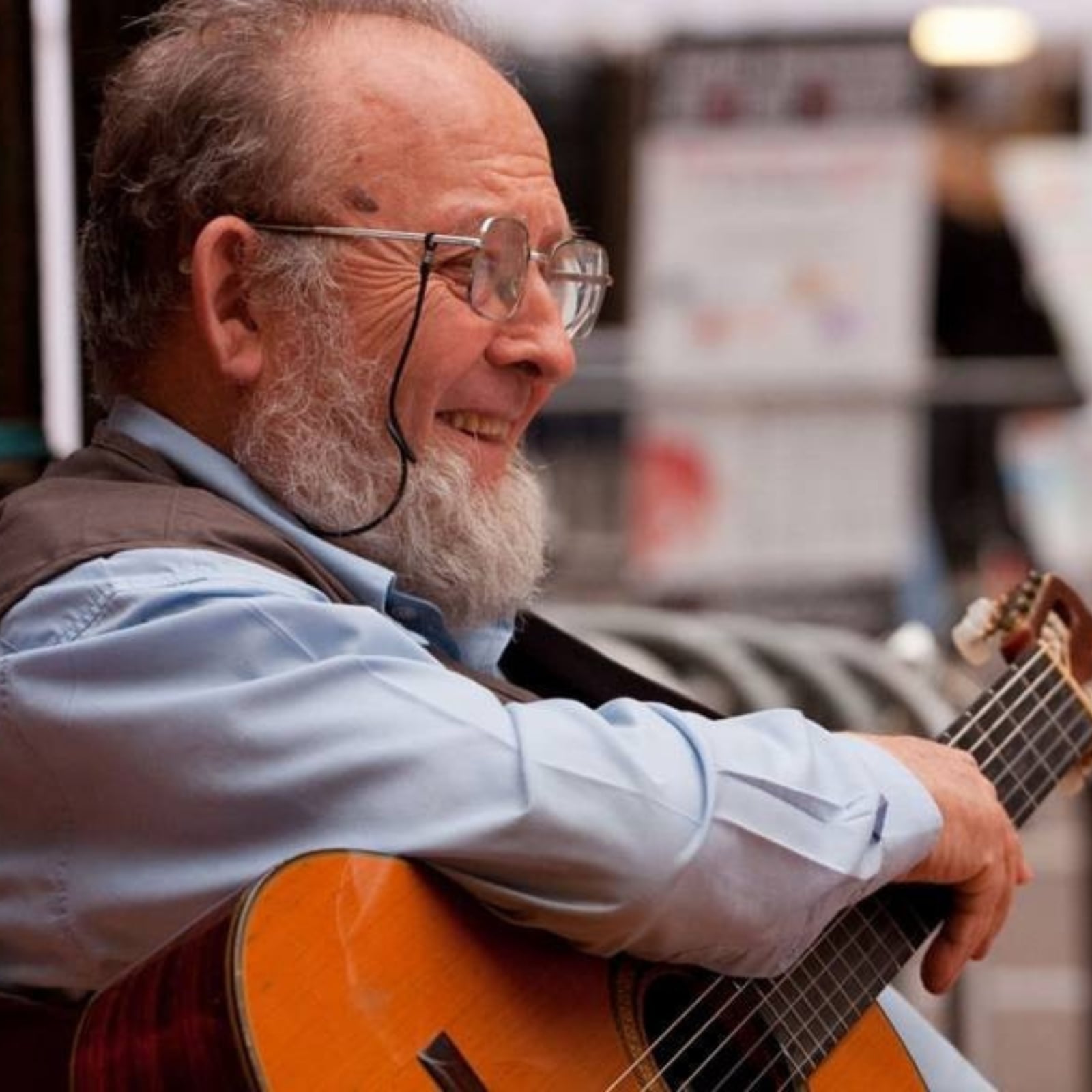 Alessio Lega ricorda Fausto Amodei: "Sublime la sua scrittura, una persona tenera e ironica"