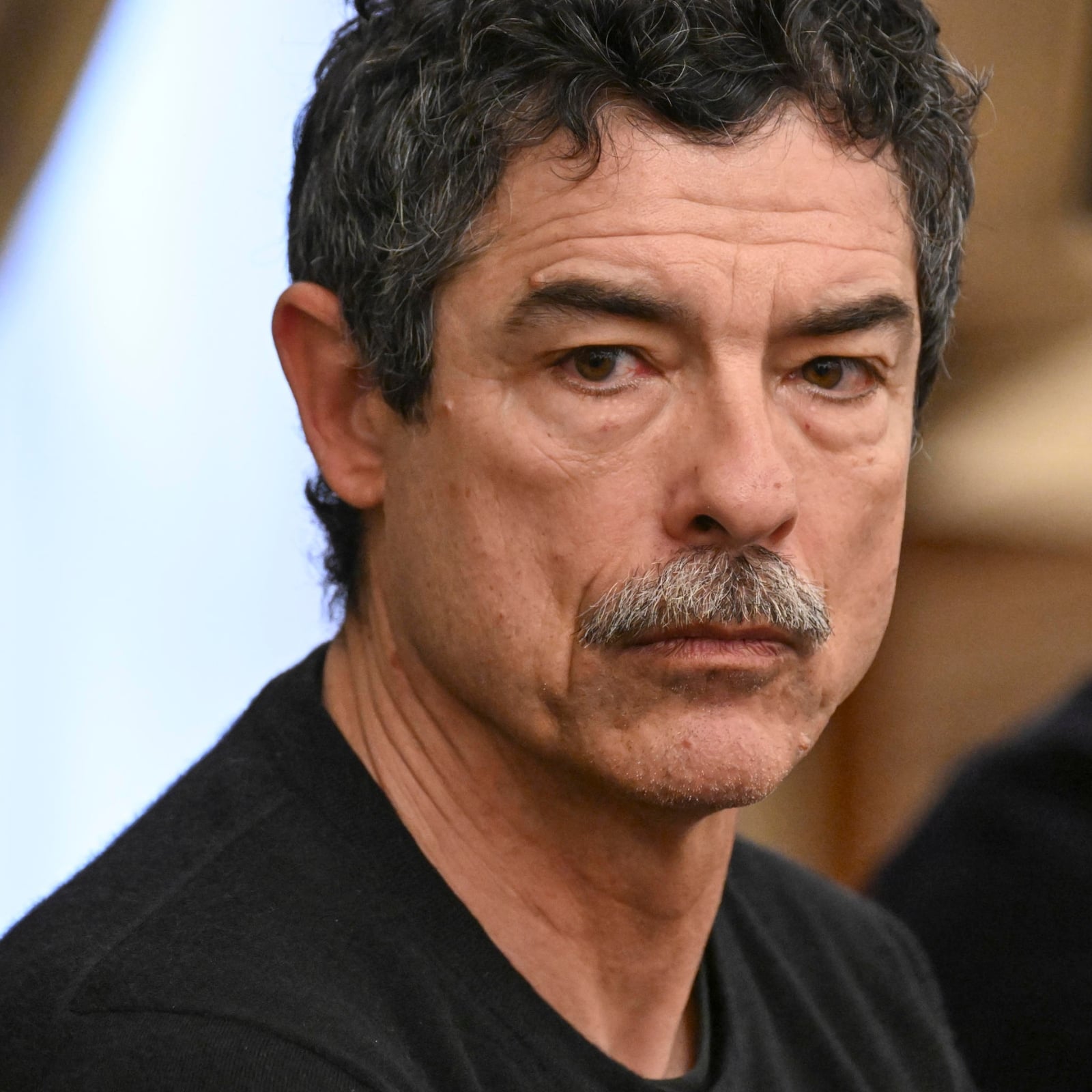 “Togliete il nome di mio padre dal teatro che ha ospitato i nazifascisti”. L’appello di Alessandro Gassman