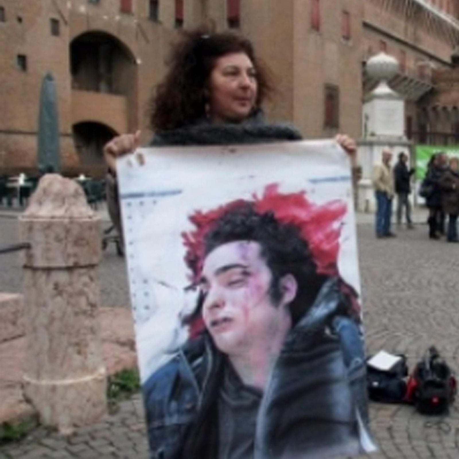 "Oggi come allora, perché non si sono fermati un attimo prima?": parla Patrizia Moretti, madre di Federico Aldrovandi