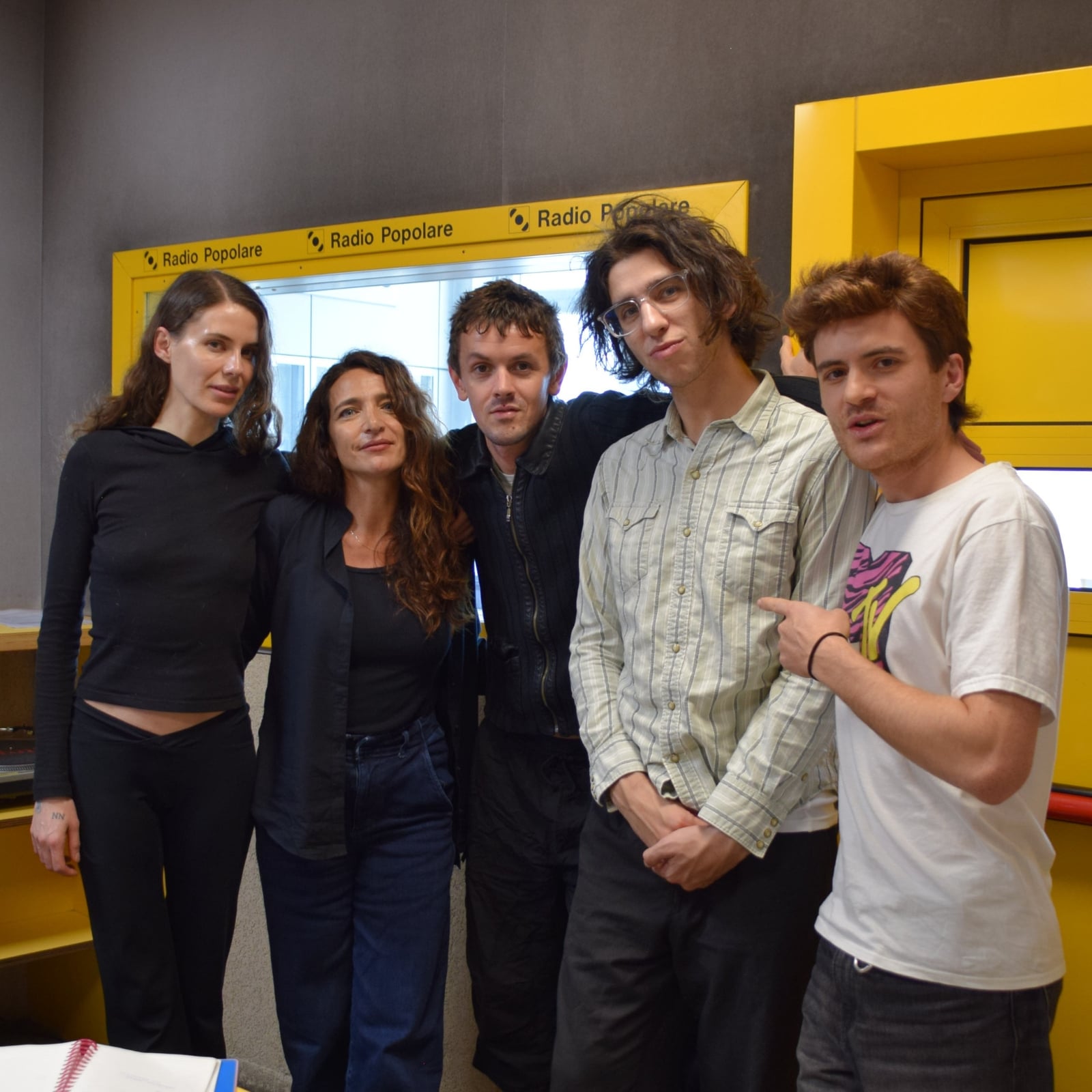 'Some Like It Hot': romanticismo e caos nel nuovo disco dei Bar Italia