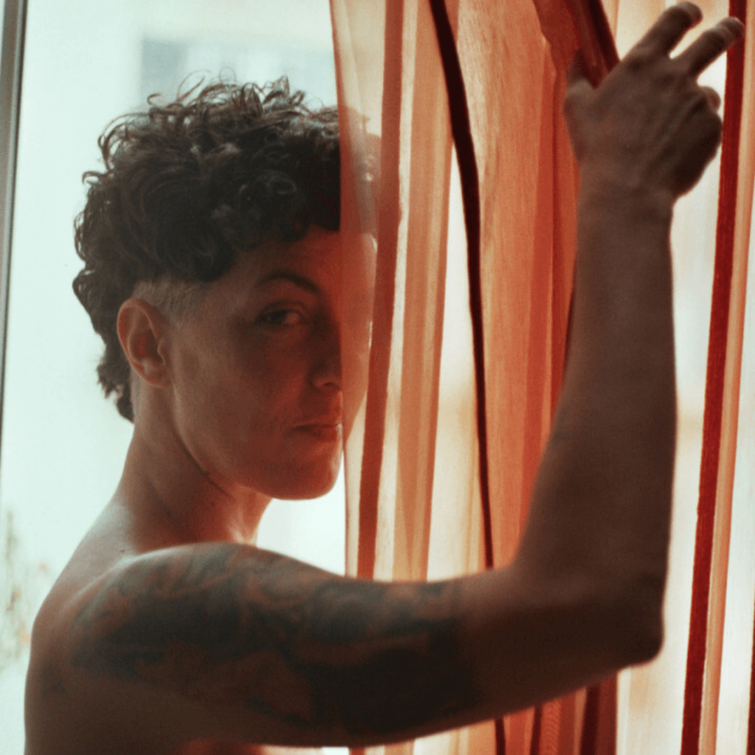 Cercare la bellezza "oltre la paura", come nel nuovo disco di Simona Norato