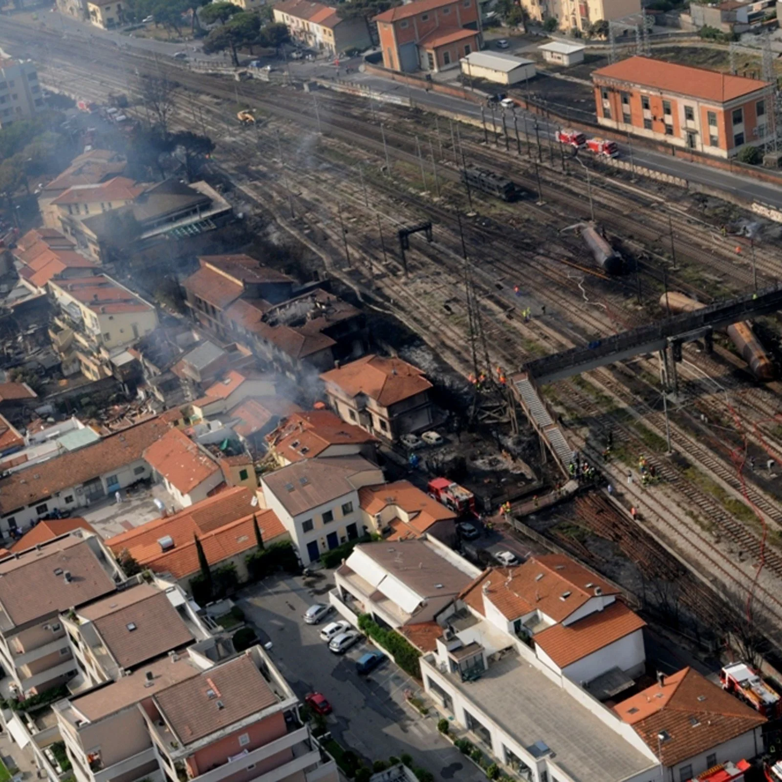 Strage di Viareggio. I parenti delle 32 vittime: “Sentenza storica, per la prima volta condannato un amministratore delegato”