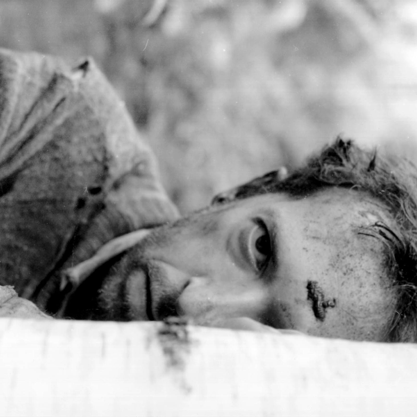 Memoria e resistenza in bianco e nero. "I nostri anni" torna al cinema restaurato