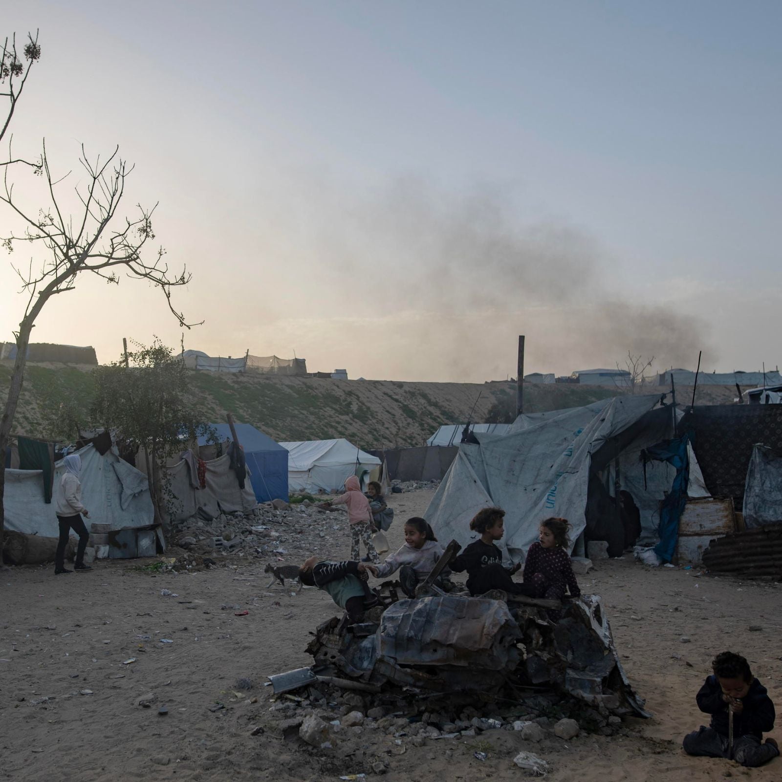 "Rafah significa respirare" dice Yara, 20enne gazawi, parlando del valico che collega la Striscia al mondo