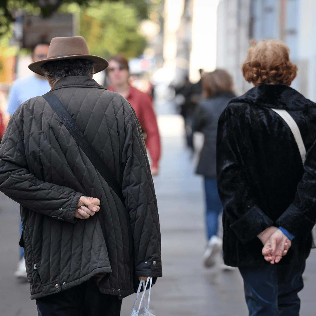 Italia 2025: più vecchi e più soli