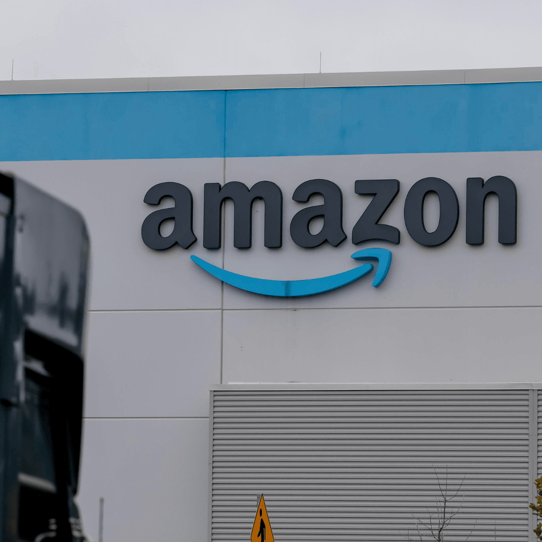 Amazon: la corsa all'intelligenza artificiale licenzia