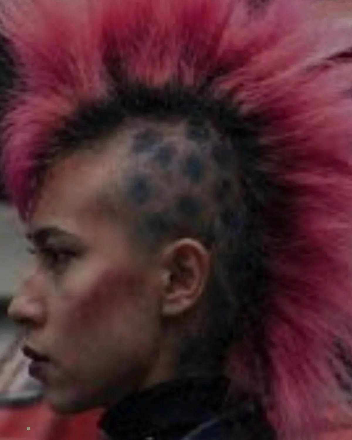 "Milano infetta", il documentario che racconta il Virus, il centro sociale punk di Milano degli anni '80 Banner Mobile
