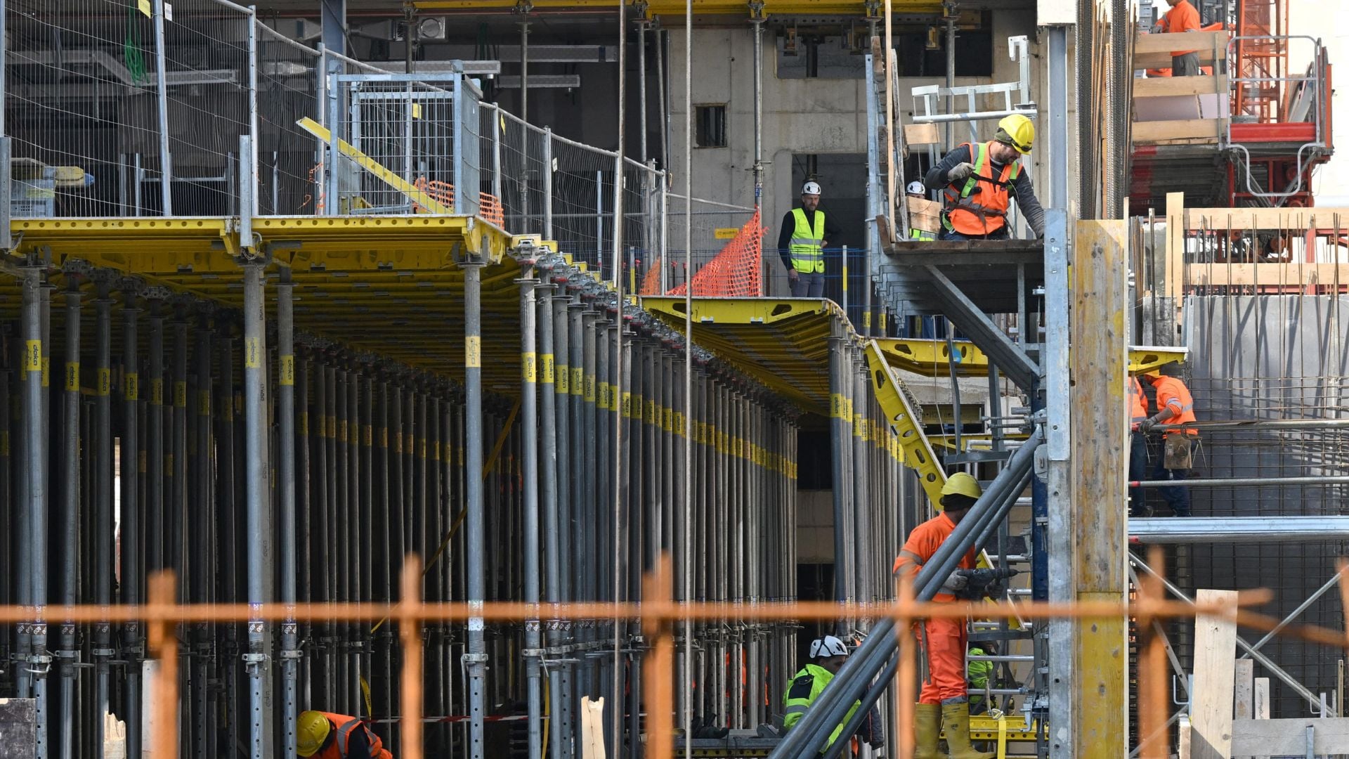 operai cantiere ANSA