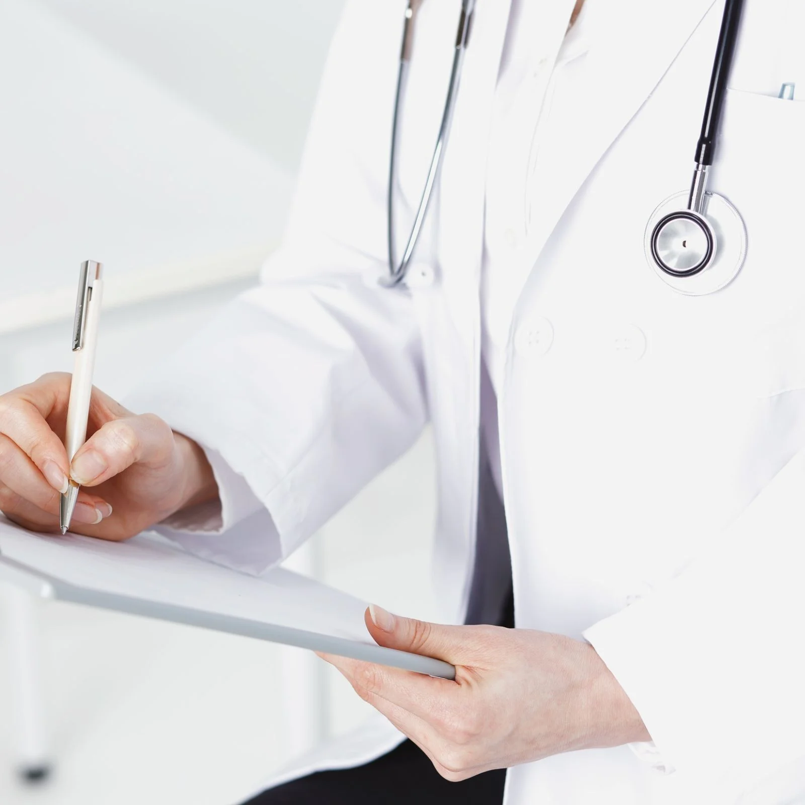 La fuga dei medici italiani dal servizio sanitario nazionale