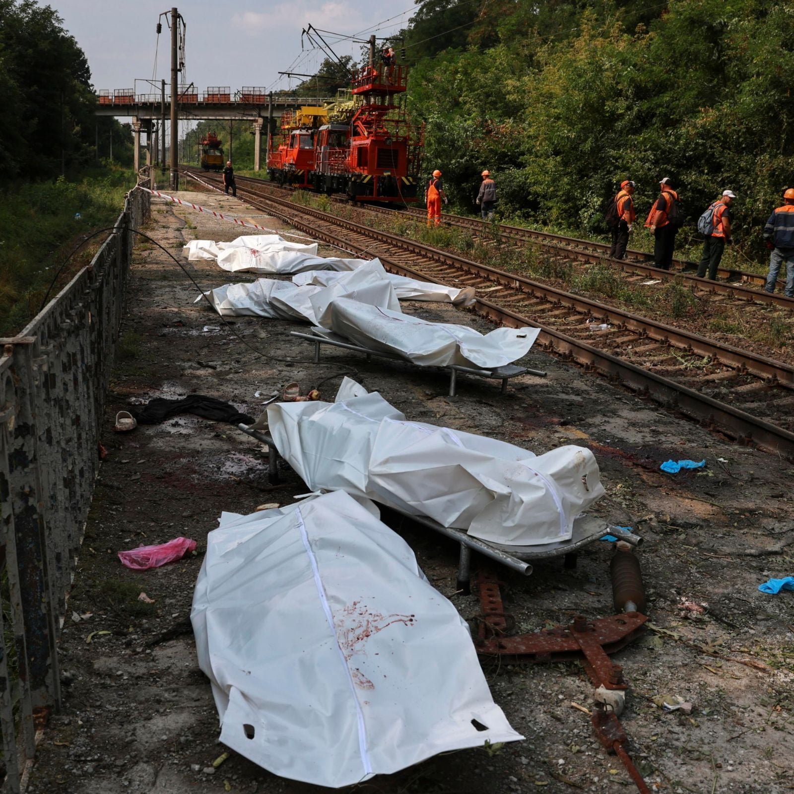 Ucraina. In una stazione 8 persone uccise dai missili perché hanno perso la coincidenza