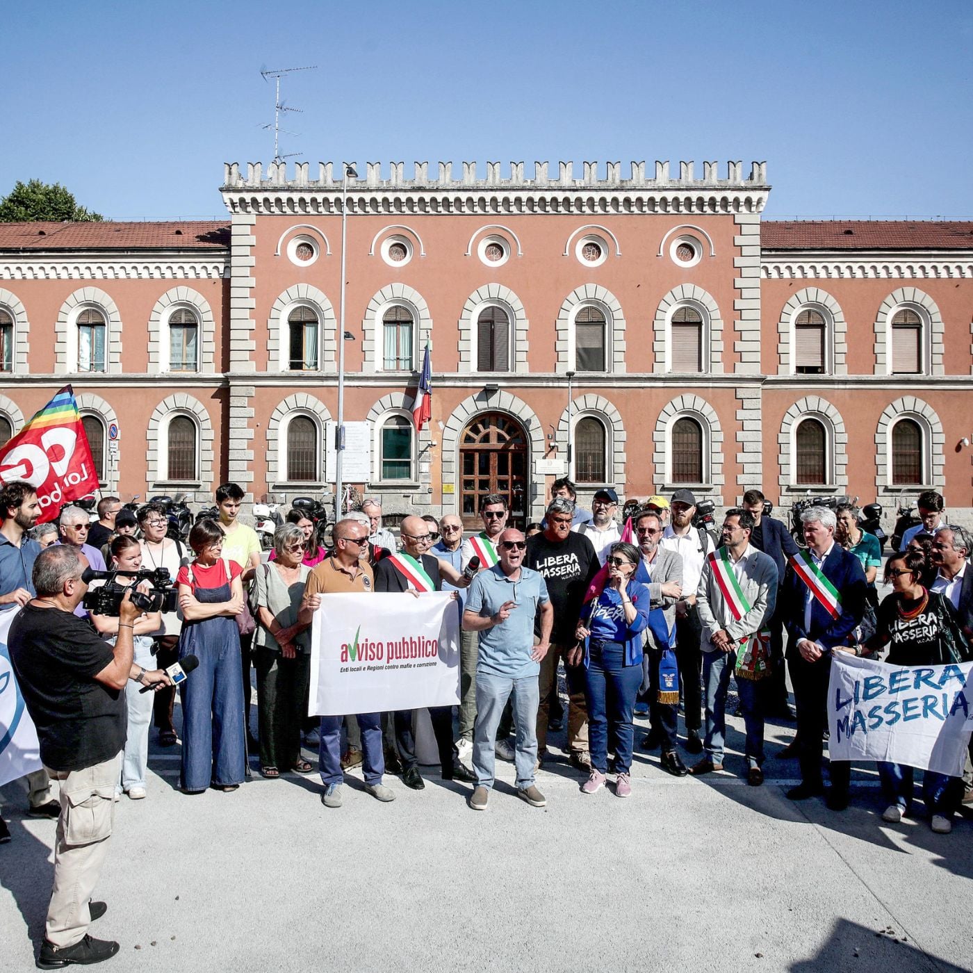 Mafia, il maxi processo Hydra resta a Milano