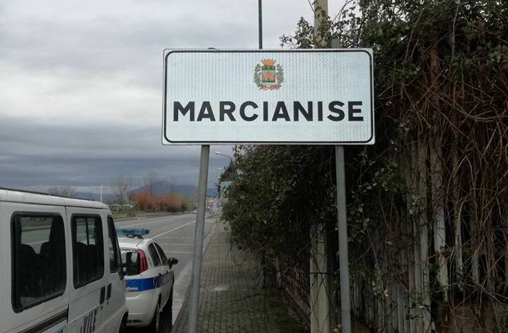 Il cartello all'ingresso di Marcianise