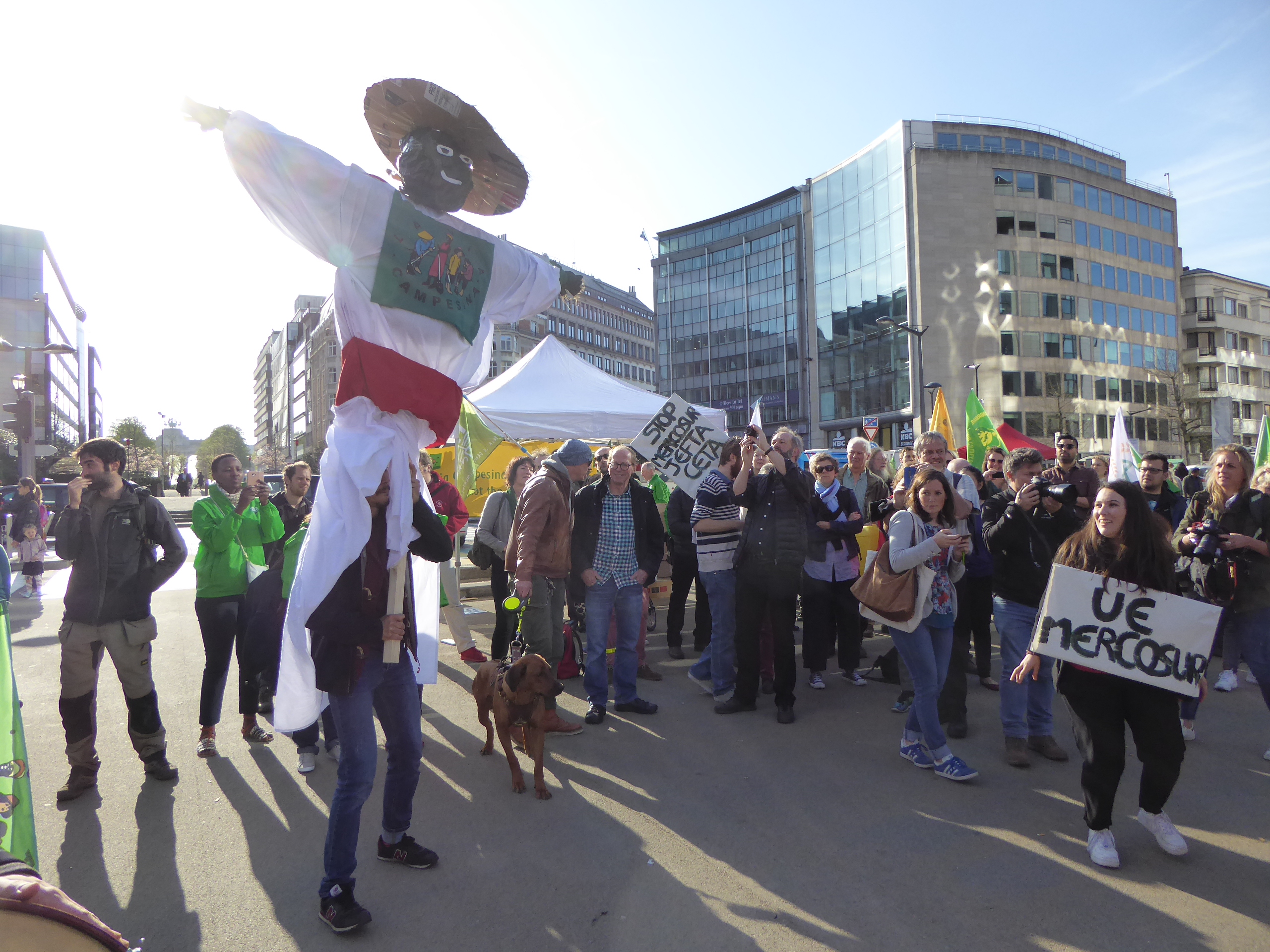 sit-in di protesta a Bruxelles