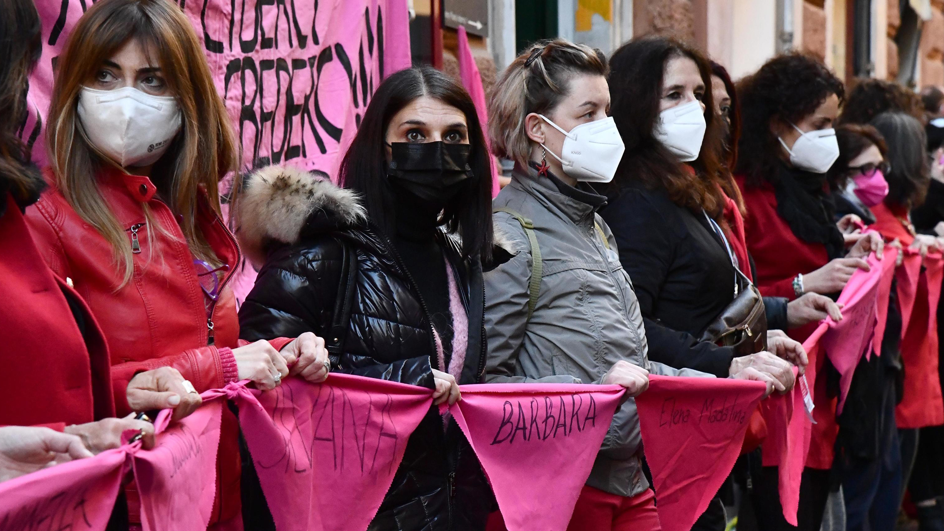 femminicidi manifestazione genova ANSA