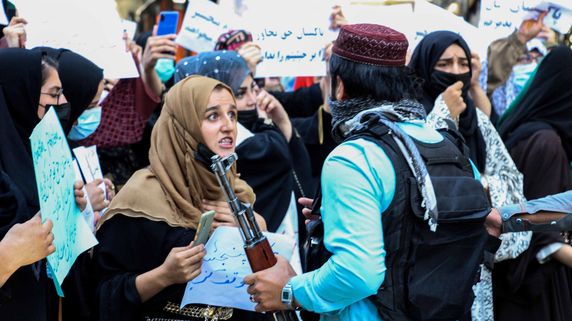 Afghanistan protesta donne (ansa)