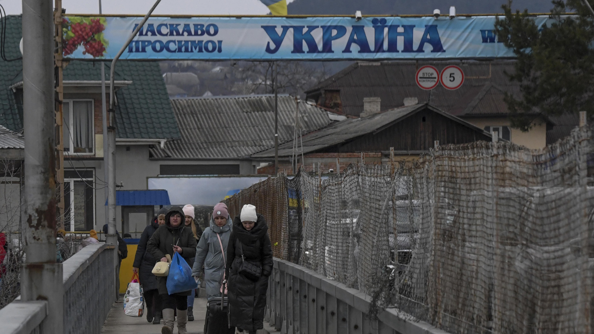 profughi ucraina moldavia ANSA