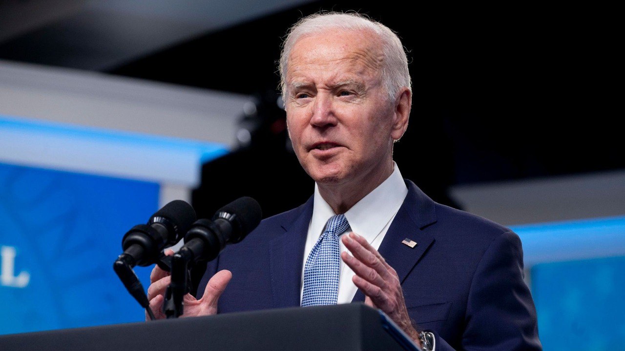 Il discorso di Joe Biden alla fabbrica della Lockheed Martin di Troy, Alabama che produce i missili Javelin che vengono inviati in Ucraina