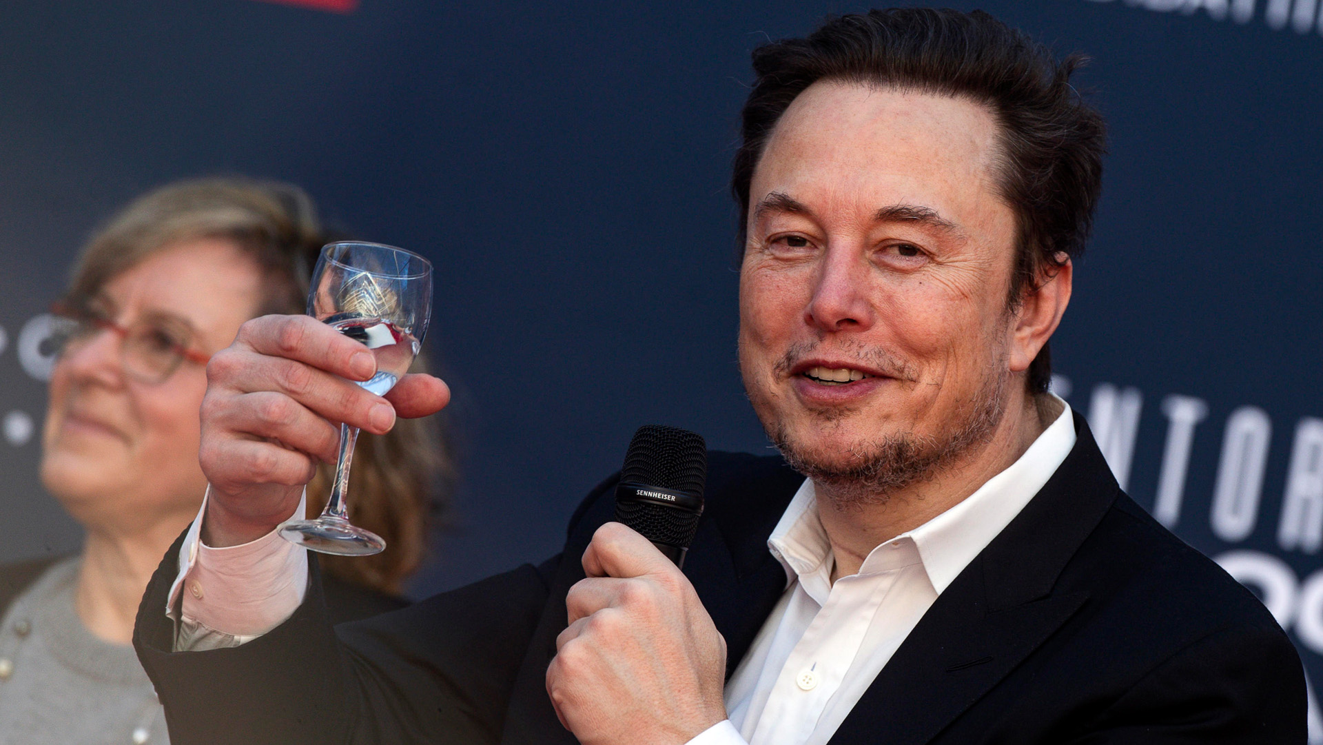 Elon Musk Destra ANSA