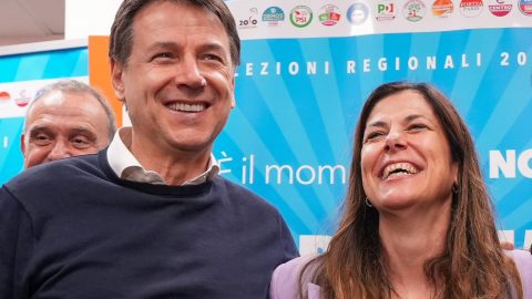 La vittoria di Alessandra Todde in Sardegna, l'incubo delle carceri italiane e le altre notizie della giornata