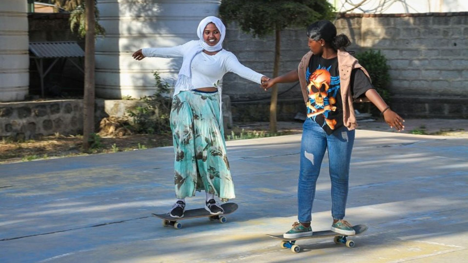 Libertà, emancipazione e sorellanza. Le ragazze sullo skateboard di Addis Abeba