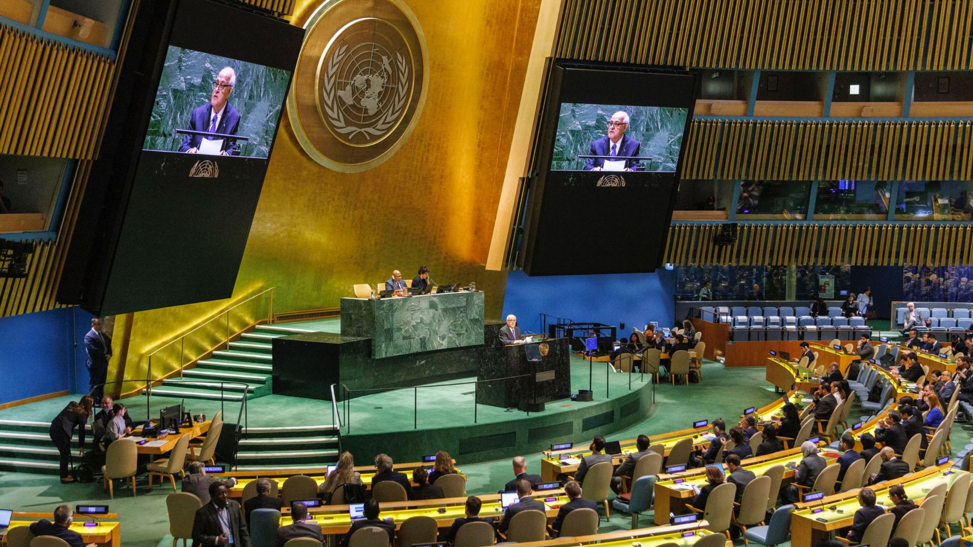 Il voto all’Onu in favore dell'adesione della Palestina, la nuova offensiva di Mosca a Kharkiv e le altre notizie della giornata