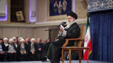 A rischio il dialogo tra Stati Uniti e Teheran. Secondo la CNN Israele è pronta a colpire le centrali nucleari iraniane