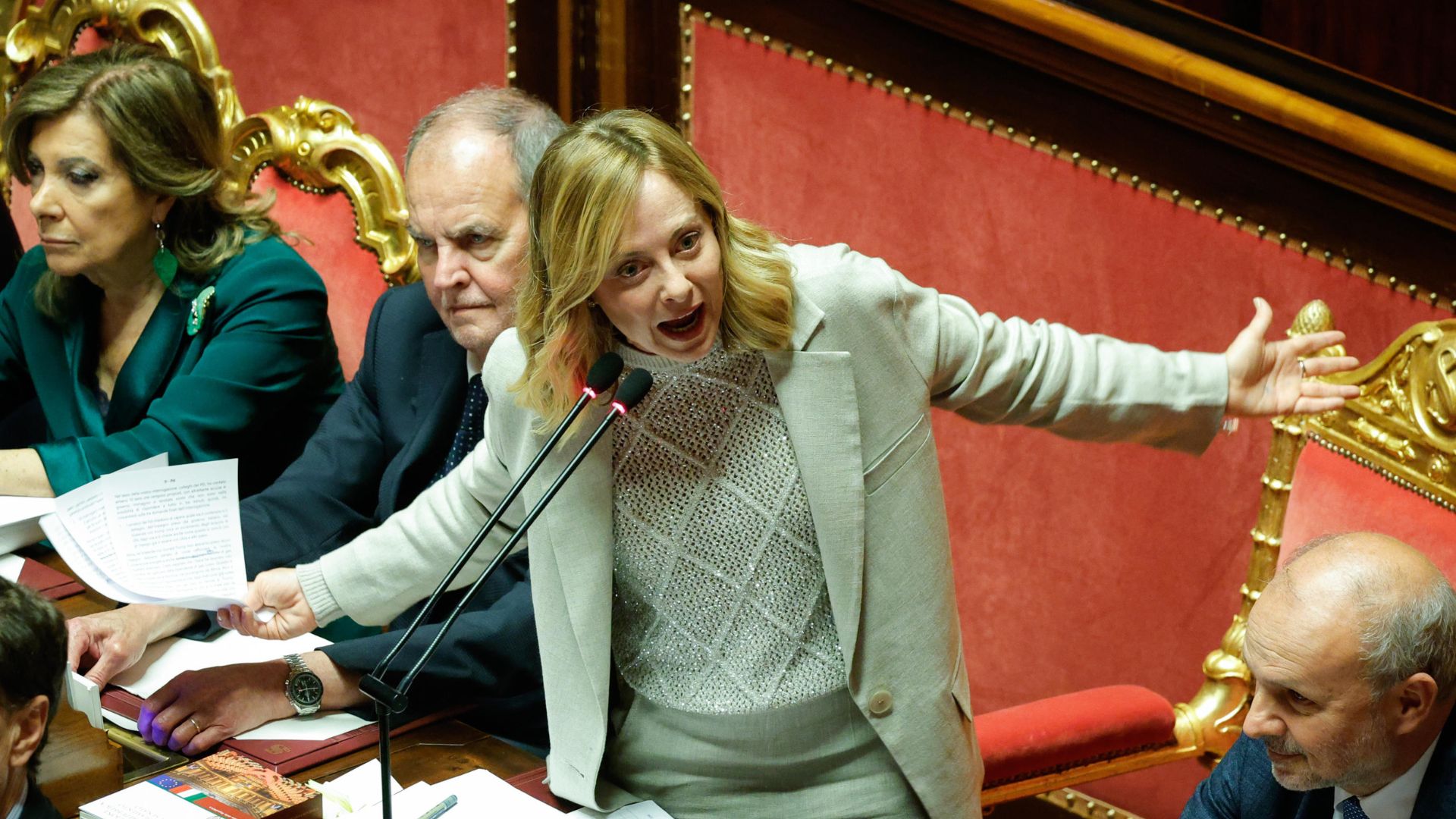 La solita Meloni. Al question time litiga con le opposizioni e ignora i temi sociali