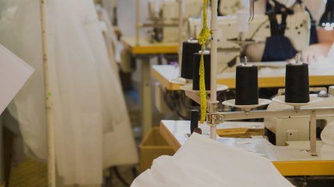 Operai sfruttati e picchiati, imprenditore arrestato per caporalato