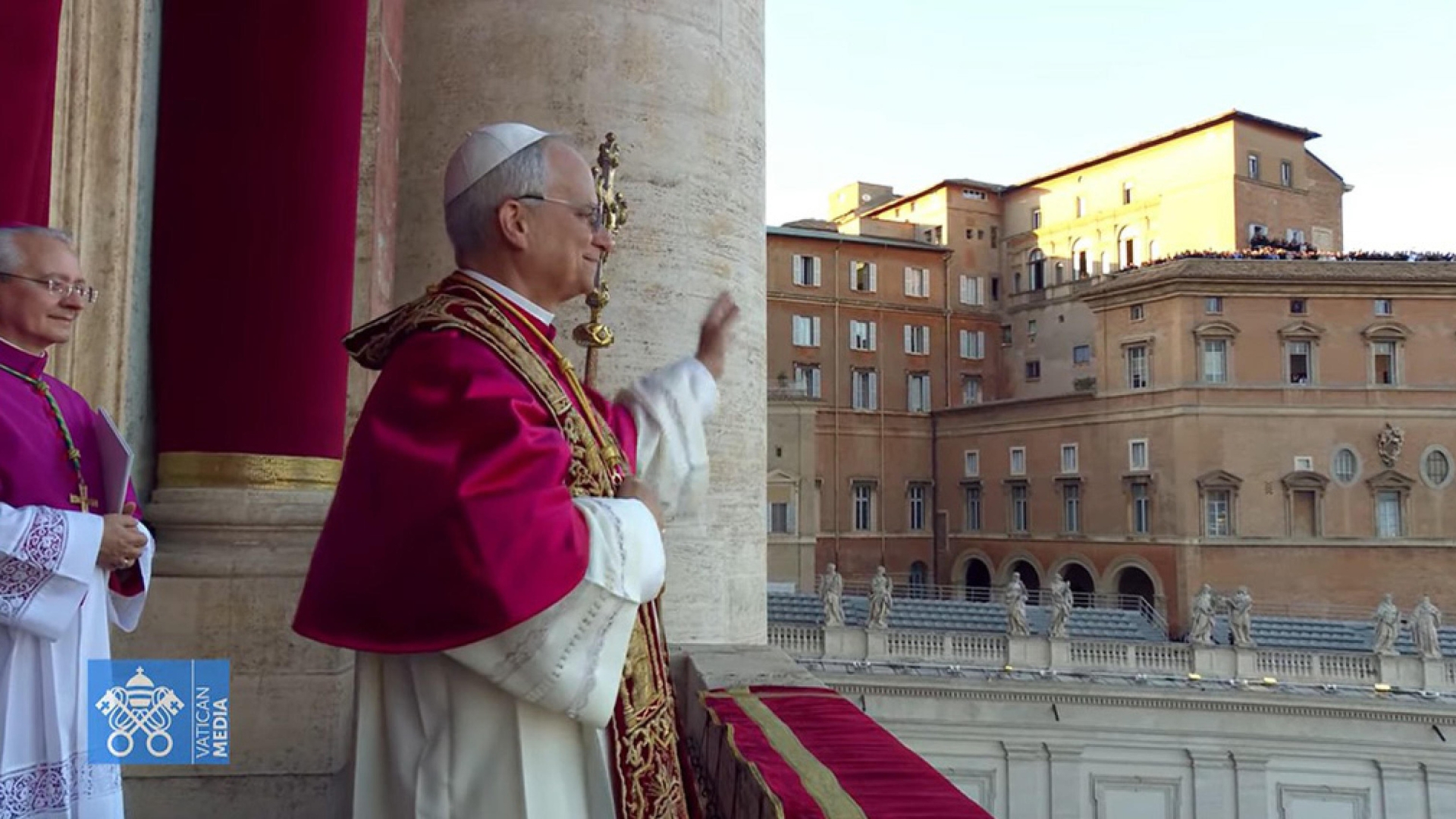 Eletto il primo papa statunitense della storia. Robert Francis Prevost rimane però nella scia di Francesco. Pace, migranti e la Chiesa del Sud del mondo