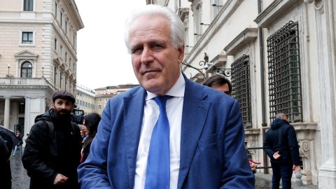 Una legge sul fine vita non ci deve essere. Il governo vuole abrogare quella della Regione Toscana