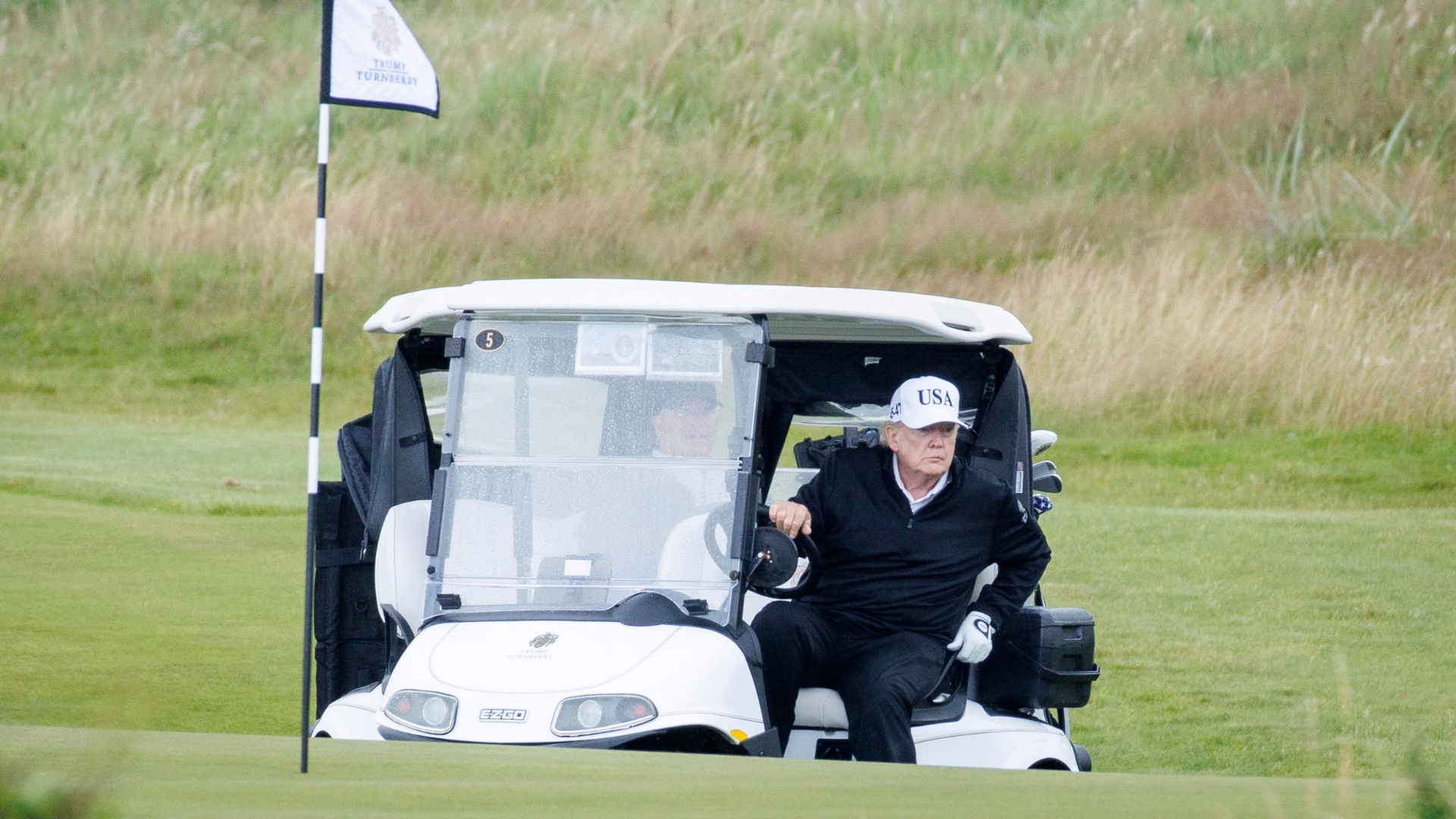 Trump, il golf, i dazi… ma la Scozia non lo vuole