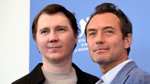 Venezia 82: l'ascesa di Putin nel film di Olivier Assayas con Jude Law e Paul Dano