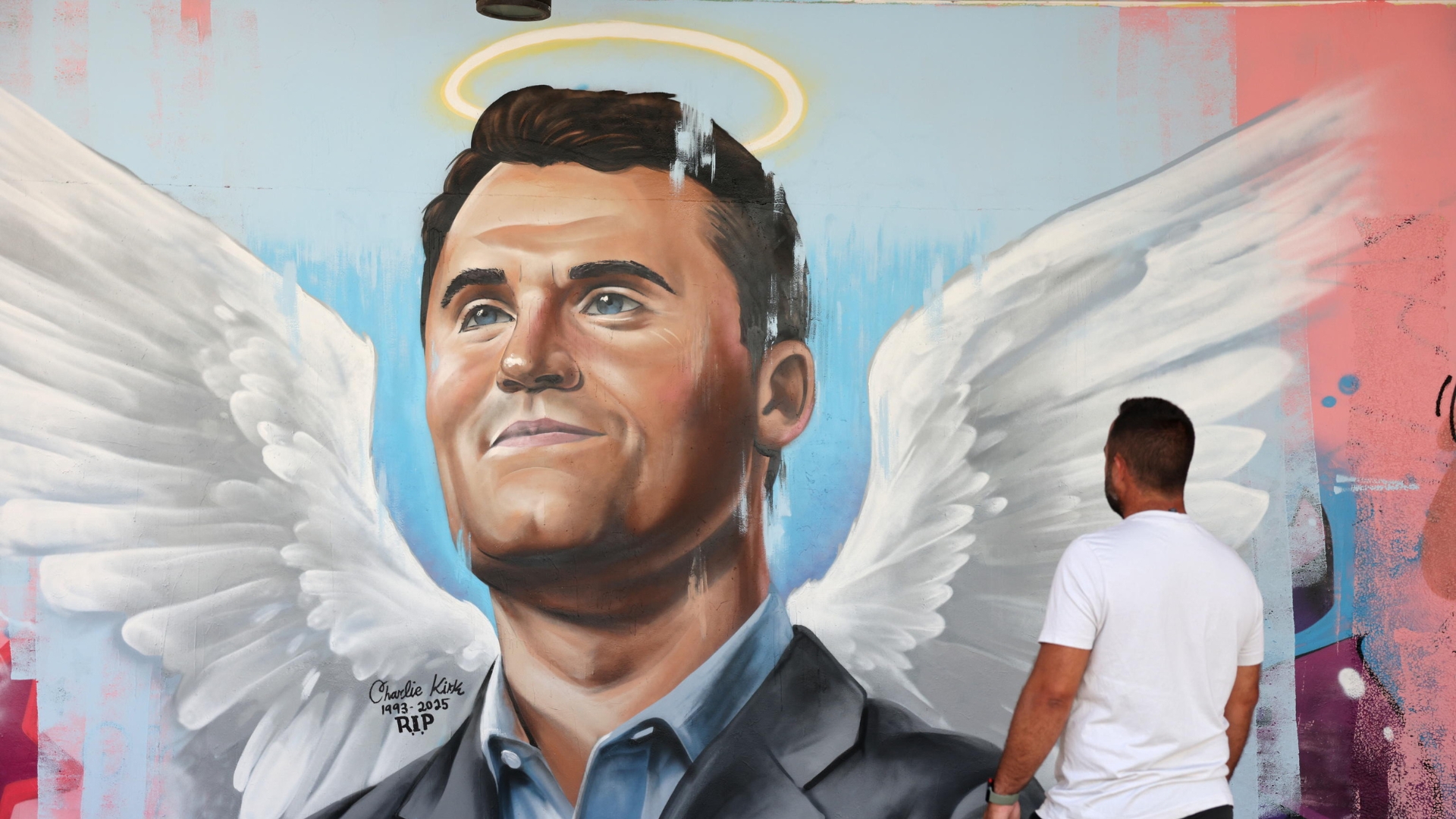 Kirk, la destra soffia sul fuoco. Un ministro accosta 5stelle e Italia Viva alle BR