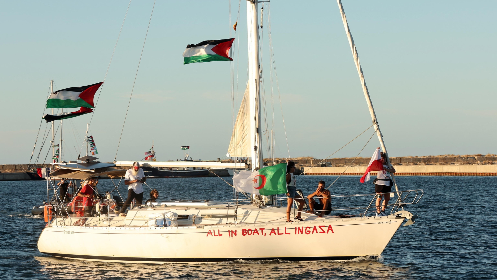 Escalation di violenze contro la Flotilla: “Non ci fermeremo”