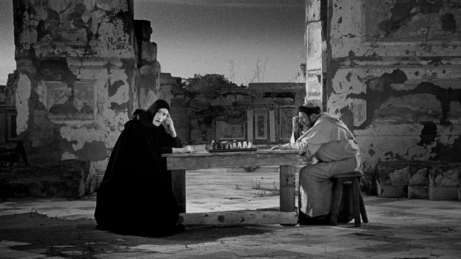 Venezia 82: “Un film fatto per bene” di Franco Maresco e “Silent Friend” di Ildikò Enyedi