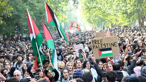 Mille piazze per Gaza al grido di “Blocchiamo tutto!” nel giorno dello sciopero generale