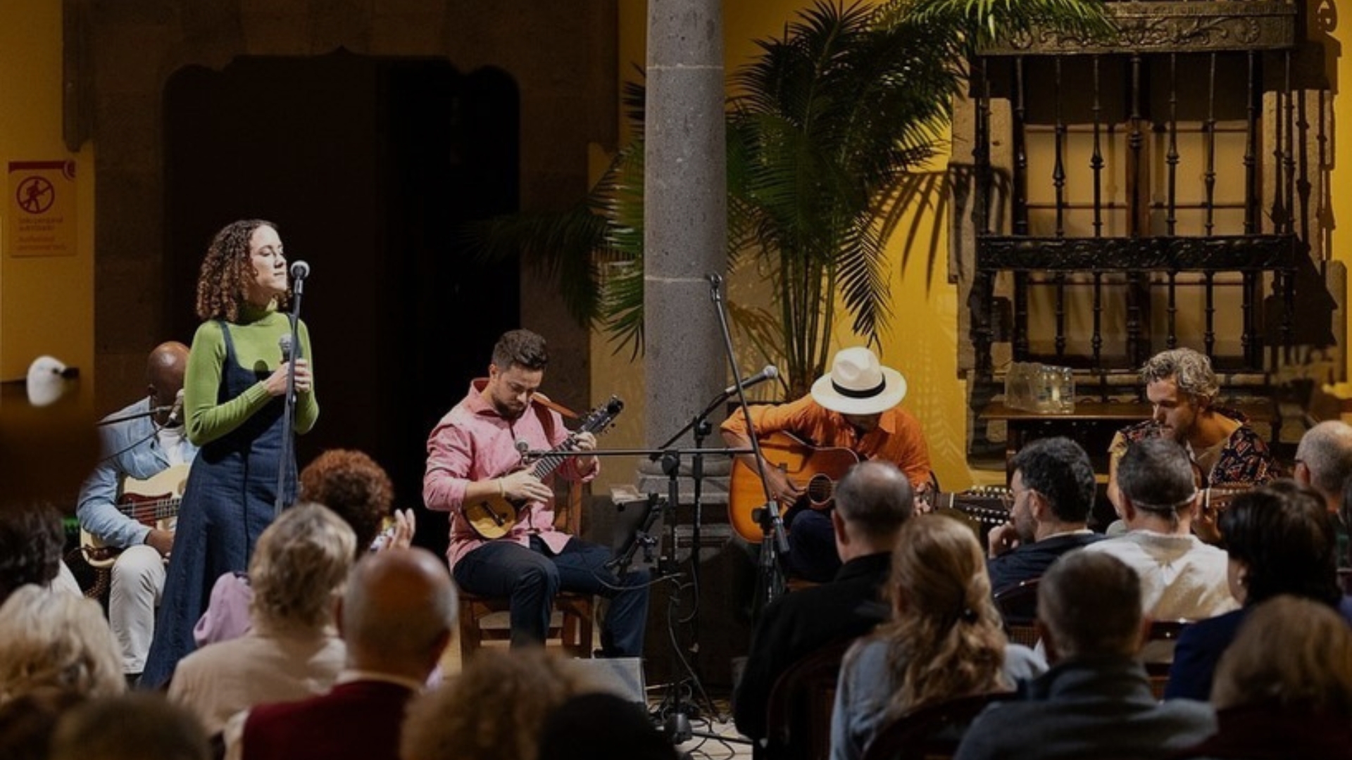 Entre Ilhas, Macaronesia slider